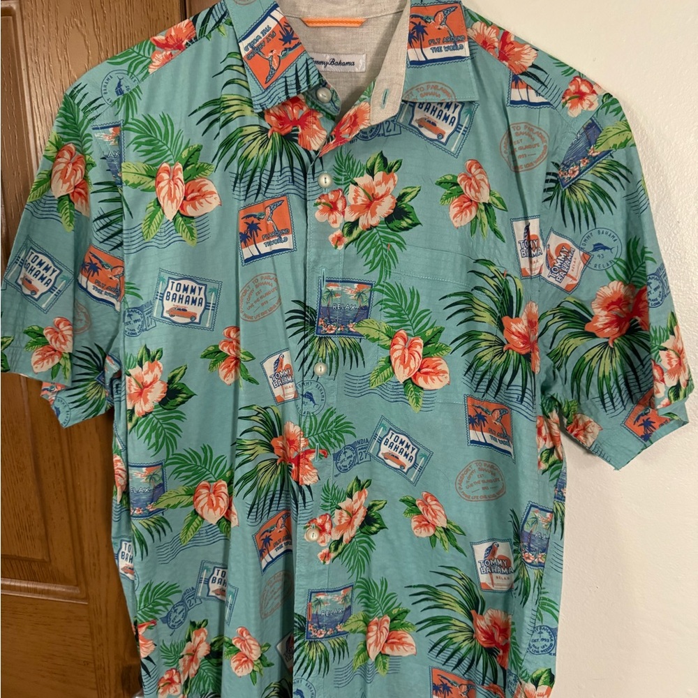 Tommy Bahama Aqua Blue Men's Tropical Print Shirt - Green